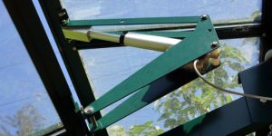 linear actuator control system for agriculture and greenhouse