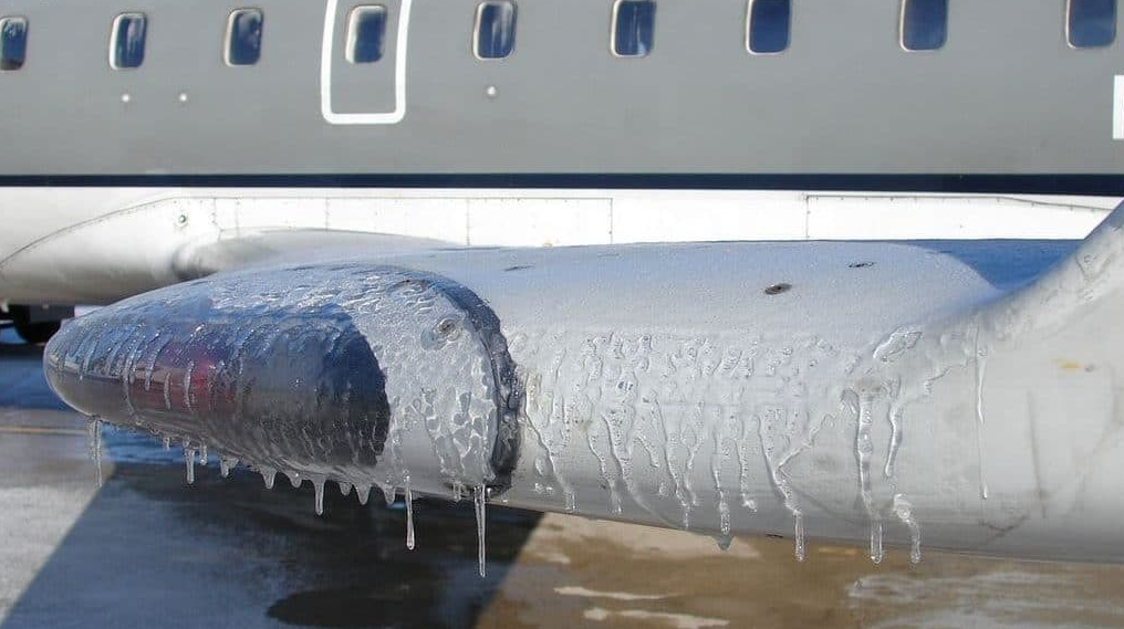 Printed heaters for aircraft wings deicing - Linepro Controls Pvt Ltd